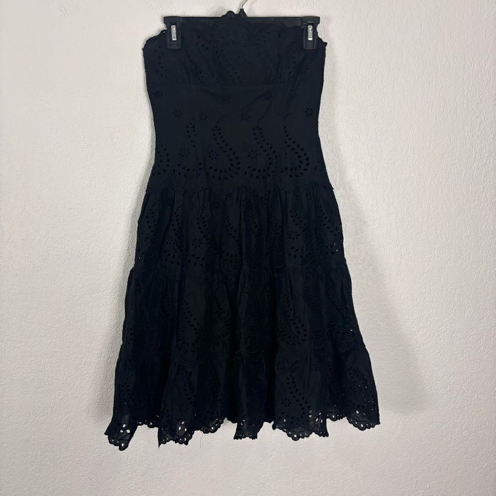 BCBGMAXAZRIA Black Strapless Dress Eyelet Cutout Knee Length Dress Size 2